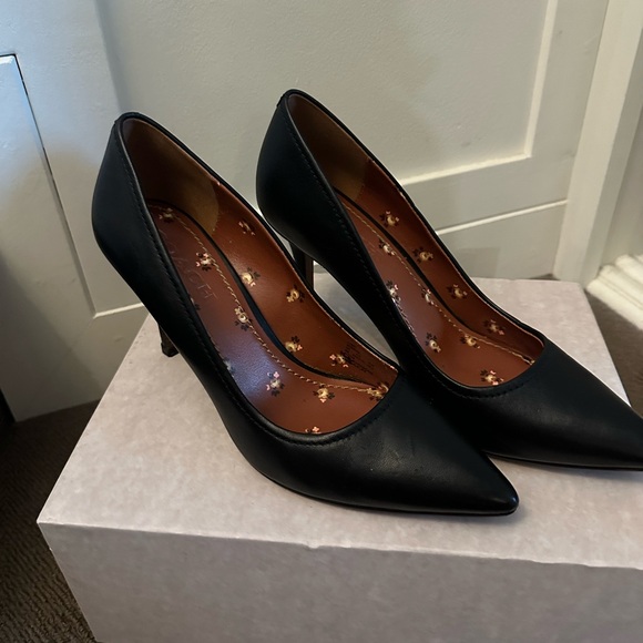 COACH Shoes - Picture 3 of 7